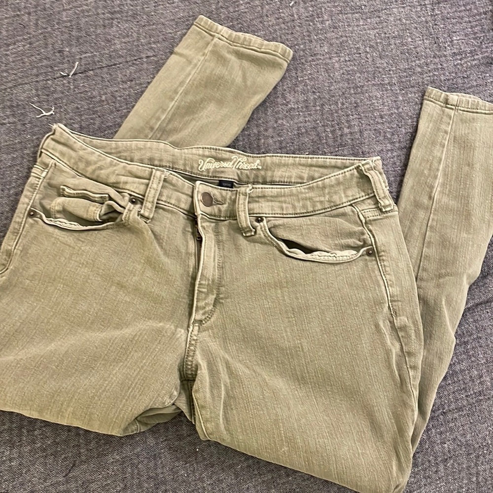 Universal Thread target green jeans 31 short